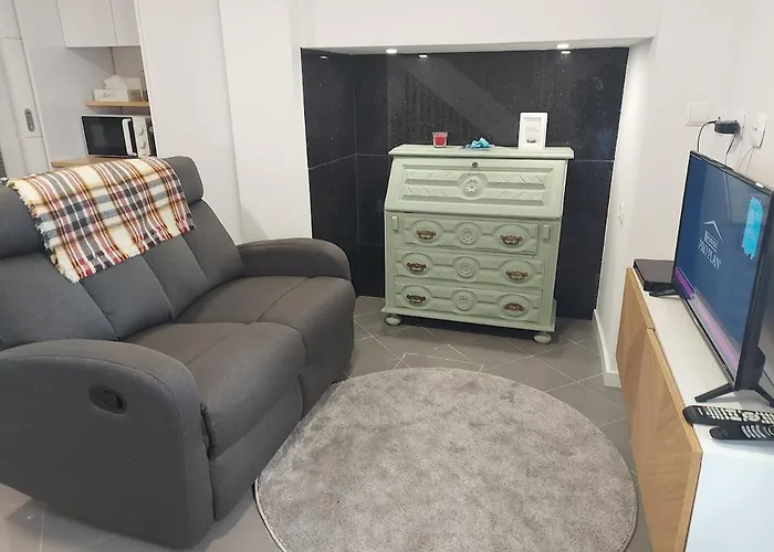 The Nest Алкошети